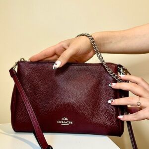 New Coach shoulder bag. Never used.